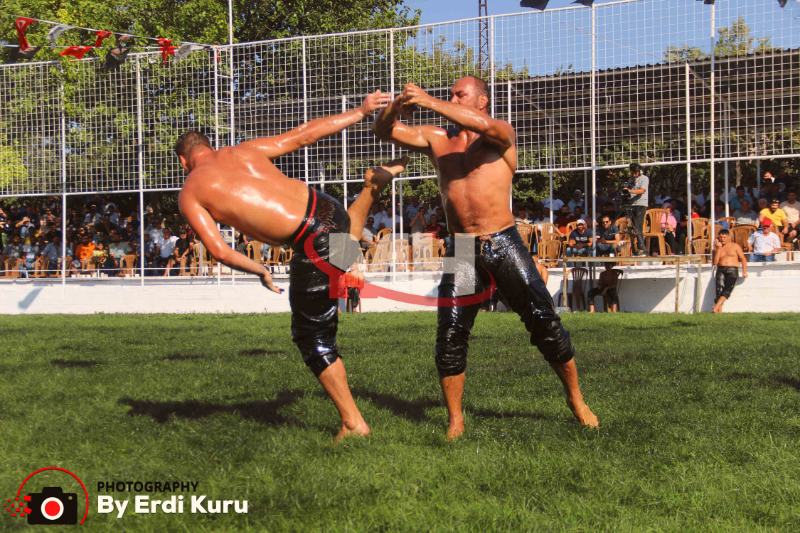 24. Geleneksel Malkara Fehmi Özkan Yağlı Güreşleri Baş Pehlivanı “ALİ GÜRBÜZ” Oldu