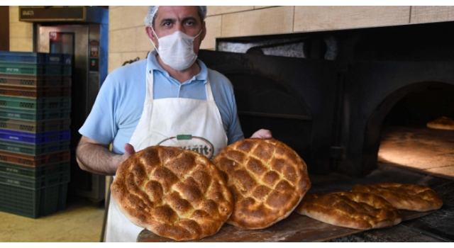 Fırıncıların yüzünü ramazan pidesi güldürdü
