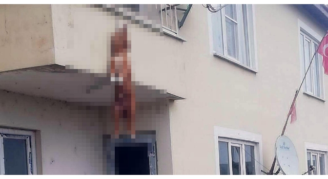 Balkona bağlanan köpek, ipe asılı halde ölü bulundu