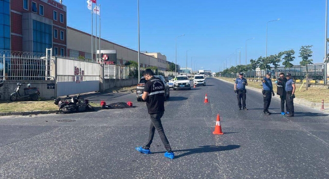 Otomobil ile çarpışan motosikletin sürücüsü öldü