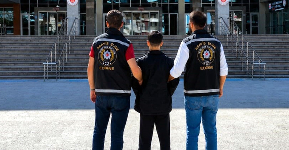 Edirne'de 43 yıl hapisle aranan hükümlü yakalandı