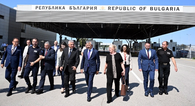 Edirne Valisi Sezer, Kapitan Andreevo Sınır Kapısı’nda Bulgar heyetle görüştü