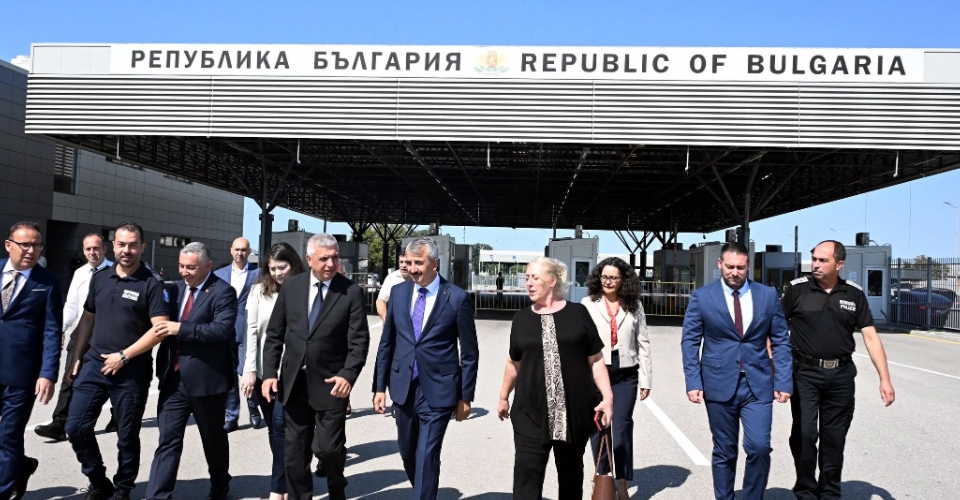 Edirne Valisi Sezer, Kapitan Andreevo Sınır Kapısı’nda Bulgar heyetle görüştü