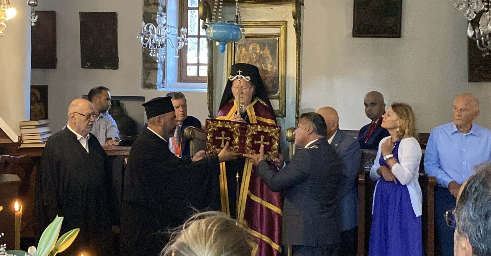 Fener Rum Patriği Bartholomeos, Çanakkale'de ayine katıldı