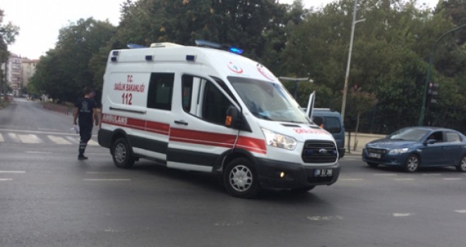 AMBULANS KAZAYA DAVETİYE ÇIKARDI