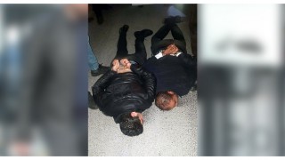'Polis' olduklarını söyleyerek gasp yapan 4 İranlı tutuklandı