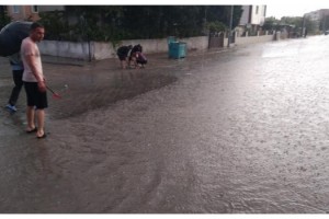 Lüleburgaz’da sağanak etkili oldu