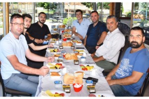 Belediye Başkanı Ulaş Yurdakul Basın Mensupları İle Bir Araya Geldi