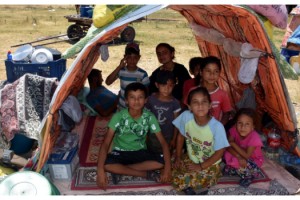 Meslekleri teknolojiye yenik düşen Romanlar, göçebe hayatı yaşıyor