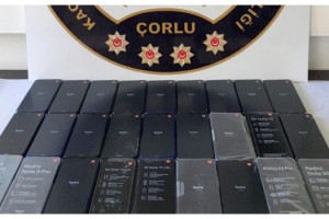 Tekirdağ'da 27 gümrük kaçağı telefon ele geçirildi