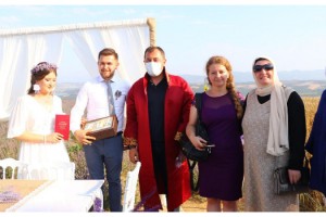 Tekirdağ'da lavanta tarlasında nikah
