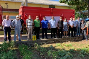 Yağlı Tohumlar, Babaeski’de ilk ayçiçek ürününü aldı