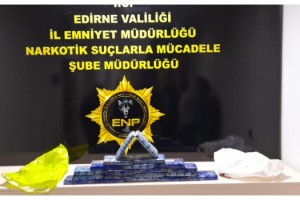 İstanbul'dan Edirne'ye uyuşturucu getirmek isteyenler 10 kilo 'eroin' ile yakalandı