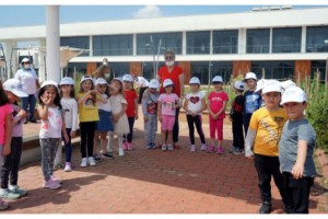 Fideler 'minik ellerle' yeşerdi