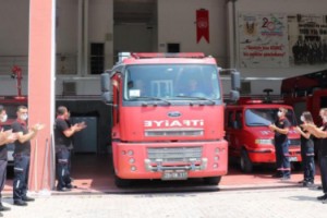 Lüleburgaz itfaiyesi, Marmaris yangınına alkışlarla uğurlandı