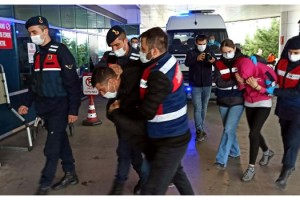 Kırklareli merkezli 3 ilde 'torbacı' operasyonu: 10 gözaltı