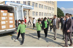 Süleymanpaşa Belediyesi'nden 1111 öğrenciye eğitim malzemesi desteği