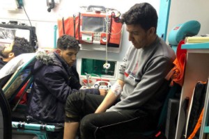 Bulgaristan polisi köpekler ile saldırıp, göçmenleri geri itti