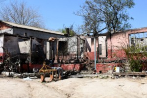 Tüp bebek için biriktirdikleri 100 bin lira, evleriyle birlikte yandı