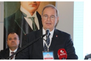 CHP'li Öztrak: 6'lı masadaki partilerin ekonomi ekipleri, Türkiye'nin rüya takımı gibi