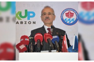Bakan Uraloğlu: Ulaşım ve iletişim yatırımlarını kalkınmanın temeli olarak görüyoruz