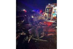 Kırklareli'de otomobiller çarpıştı; 2 ölü, 4 yaralı