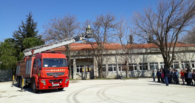 Sivil Savunma Haftası Nedeniyle Okullarda Tatbikat Yapıldı