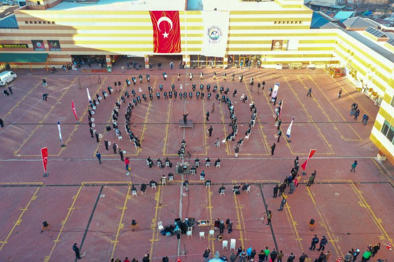 Keşan’da 140 müzisyenden Trakya havalarıyla konser