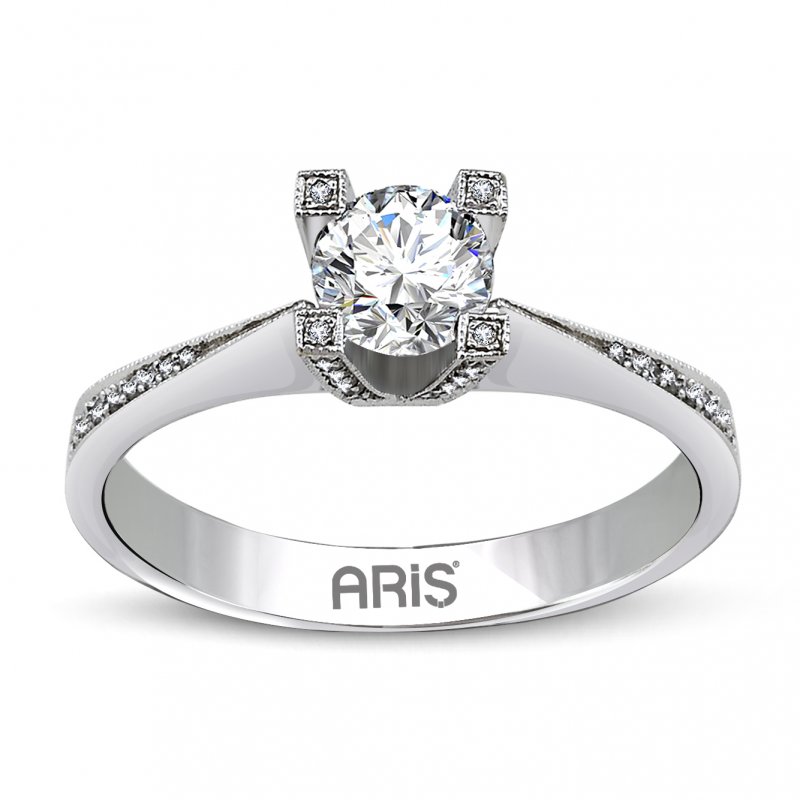 Her Zevke Uygun Pırlanta Yüzükler