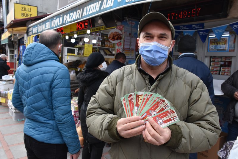 Milli Piyango'nun yılbaşı biletlerine yoğun ilgi 