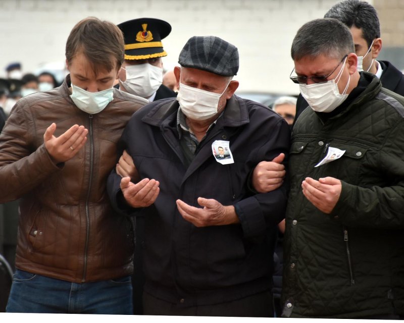 Şehit Yarbay Sayın, gözyaşlarıyla son yolculuğuna uğurlandı