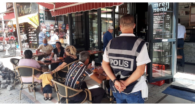 Edirne'de açık alanlar ve işletmelerde koronavirüs denetimi