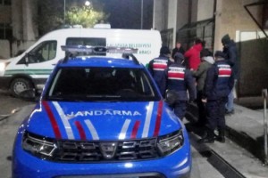 Bulgaristan sınırında 2 göçmenden 1'i donarak ölmüş halde bulundu