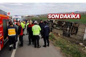 Keşan’da öğrenci servis midibüsü şarampole devrildi: 27 yaralı