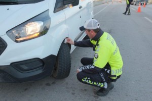 Kırklareli'de kış lastiği denetimi