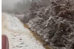 Çanakkale’de mevsimin ilk karı yağdı